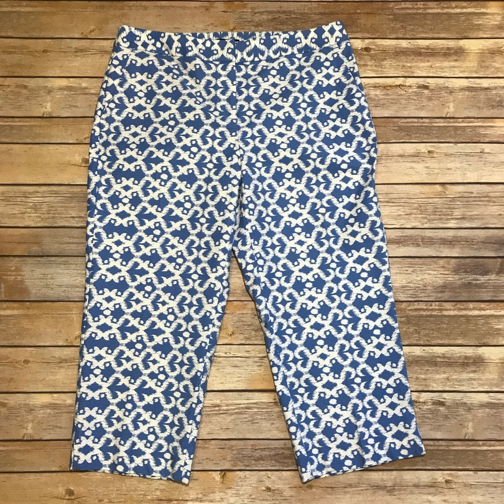 Printed Capris - Picture 3 of 8